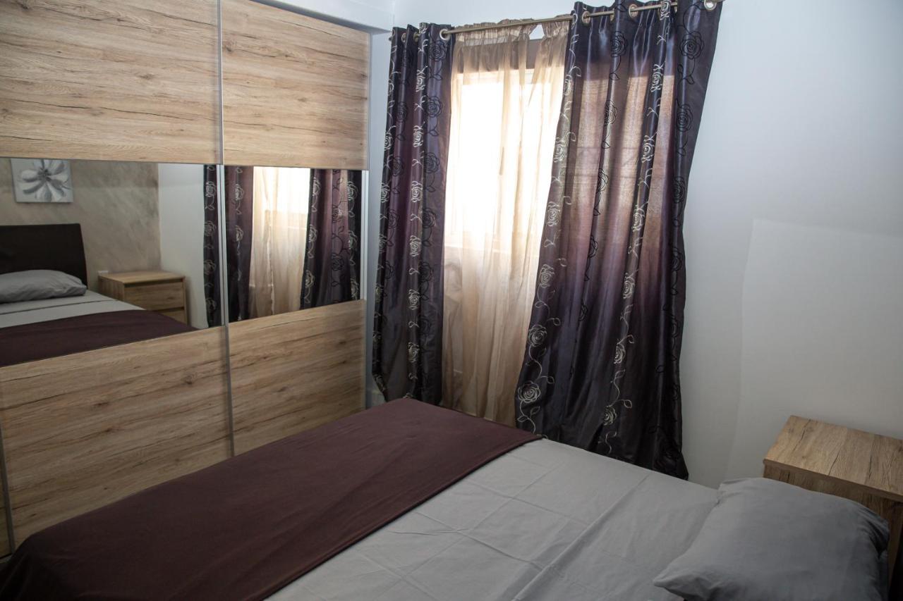Dolmen Court Flat 10, Qawra Lejlighed San Pawl il-Baħar Eksteriør billede