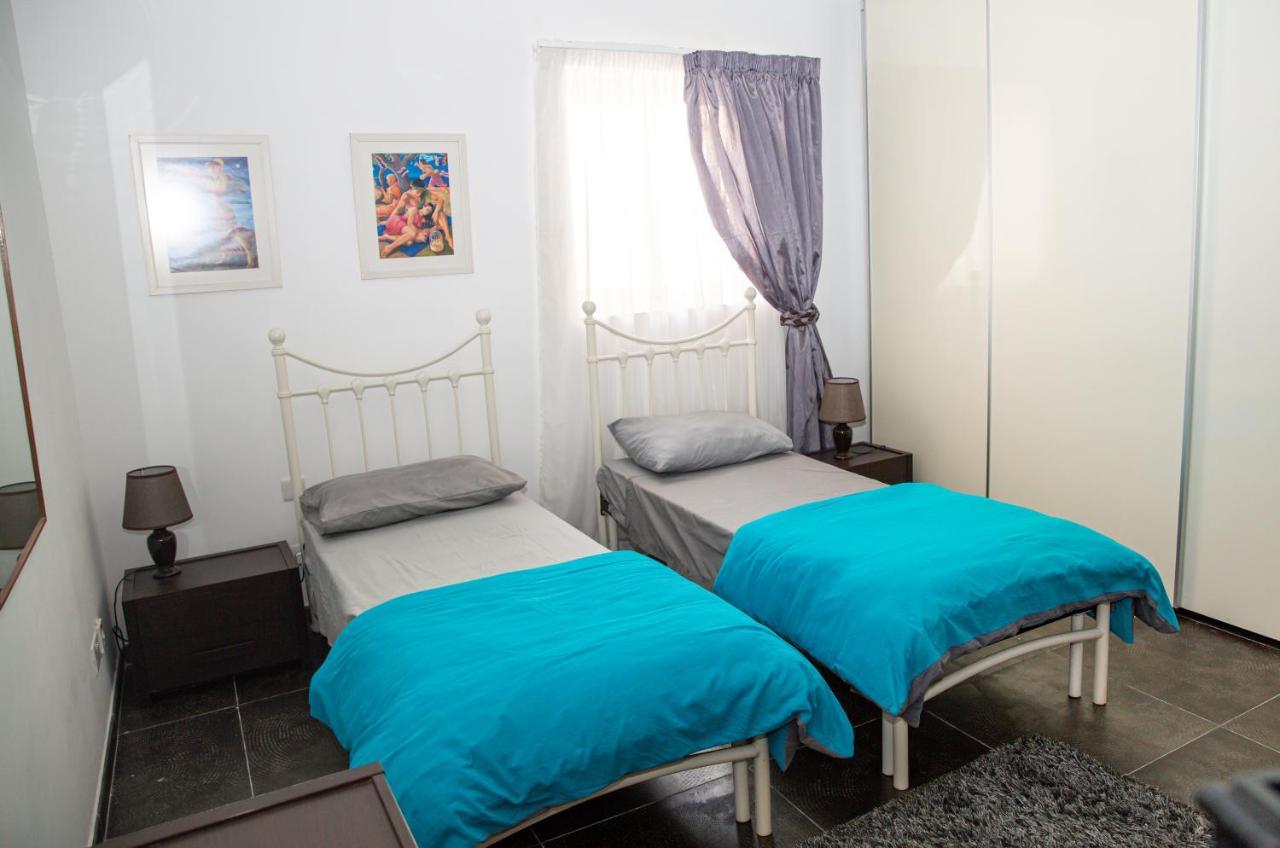 Dolmen Court Flat 10, Qawra Lejlighed San Pawl il-Baħar Eksteriør billede